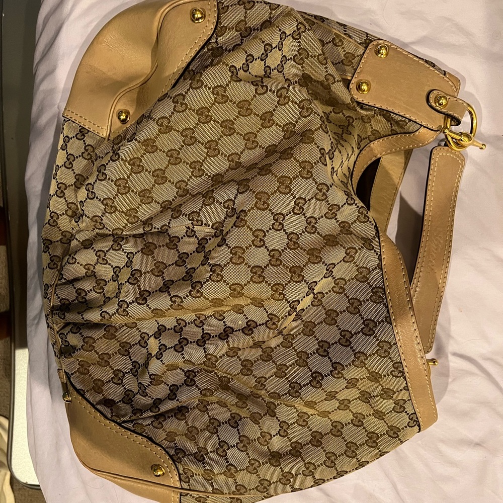 Large Gucci Shoulder bag